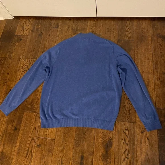Vineyard Vines 1/4 Zip Sweater - Picture 7 of 9